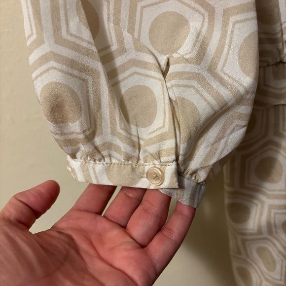 New York & Company Cream Geometric Long Sleeve Blouse - Picture 9 of 15